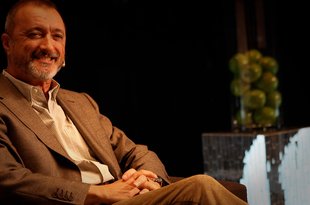 iRedes | Arturo Pérez-Reverte | Oscar Espiritusanto Nicolás | Flickr